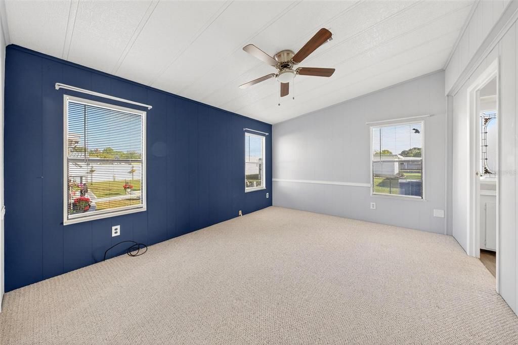 For Sale: $238,000 (2 beds, 2 baths, 1558 Square Feet)