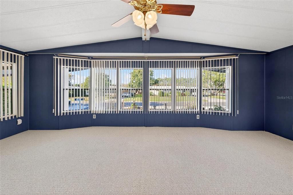 For Sale: $238,000 (2 beds, 2 baths, 1558 Square Feet)