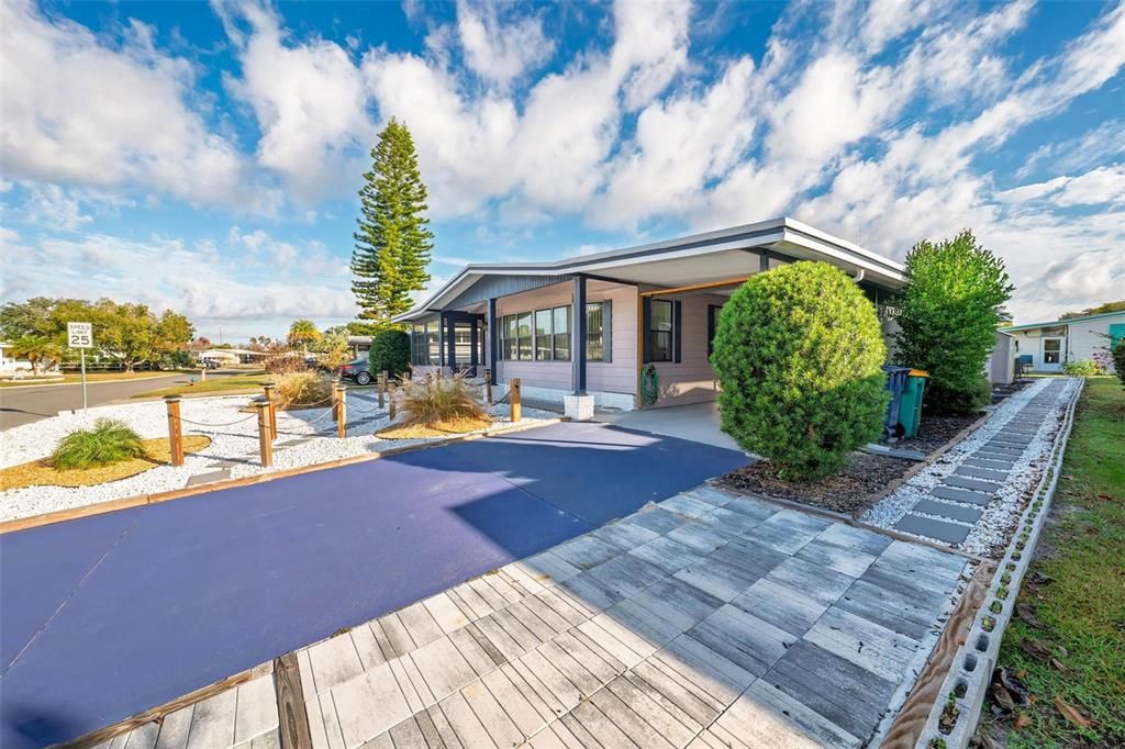 For Sale: $238,000 (2 beds, 2 baths, 1558 Square Feet)