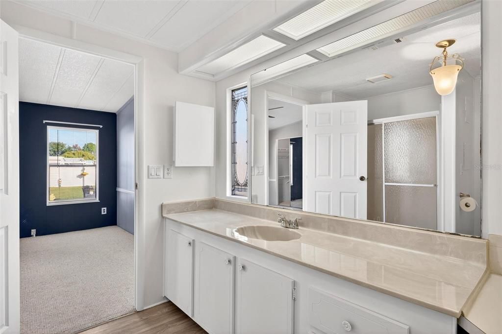 For Sale: $238,000 (2 beds, 2 baths, 1558 Square Feet)