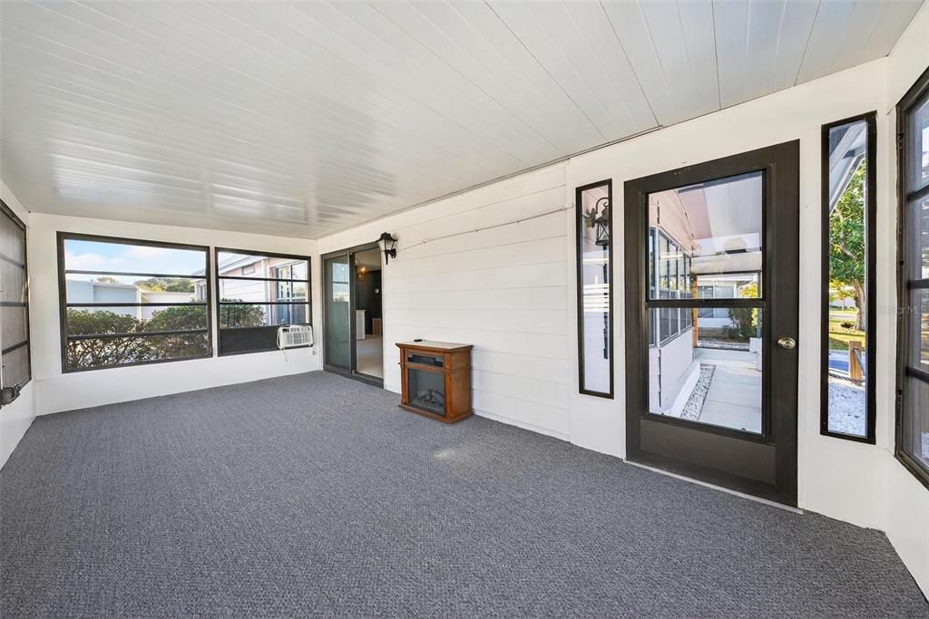 For Sale: $238,000 (2 beds, 2 baths, 1558 Square Feet)