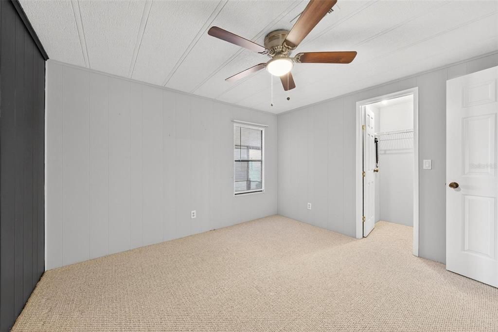 For Sale: $238,000 (2 beds, 2 baths, 1558 Square Feet)