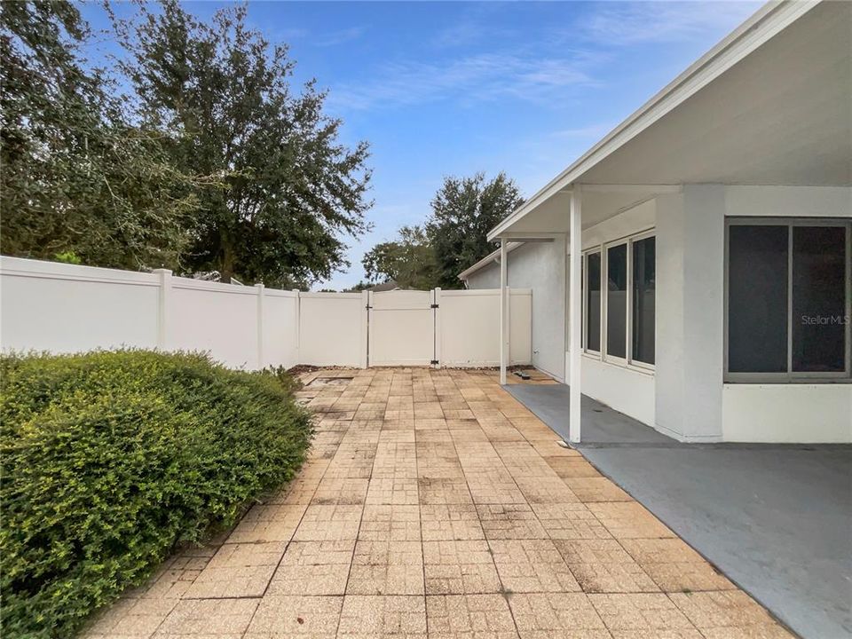 待售: $448,000 (4 贝兹, 3 浴室, 3203 平方英尺)