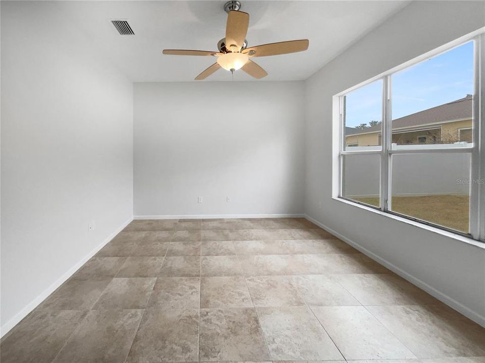 待售: $448,000 (4 贝兹, 3 浴室, 3203 平方英尺)