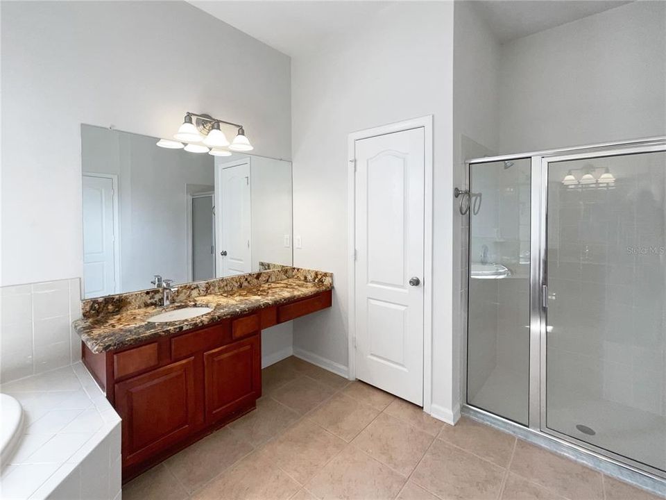 待售: $448,000 (4 贝兹, 3 浴室, 3203 平方英尺)