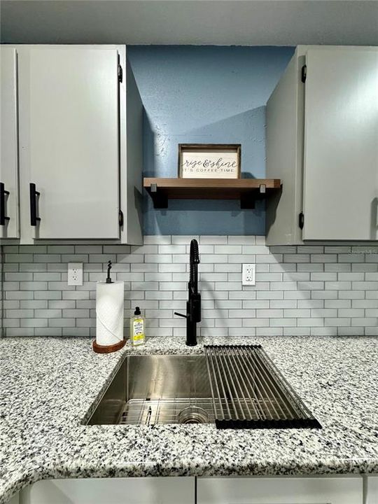 待售: $270,000 (3 贝兹, 2 浴室, 1686 平方英尺)