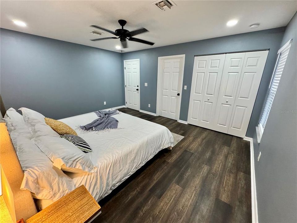 待售: $270,000 (3 贝兹, 2 浴室, 1686 平方英尺)