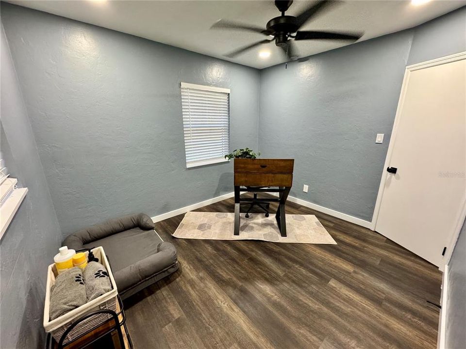 待售: $270,000 (3 贝兹, 2 浴室, 1686 平方英尺)