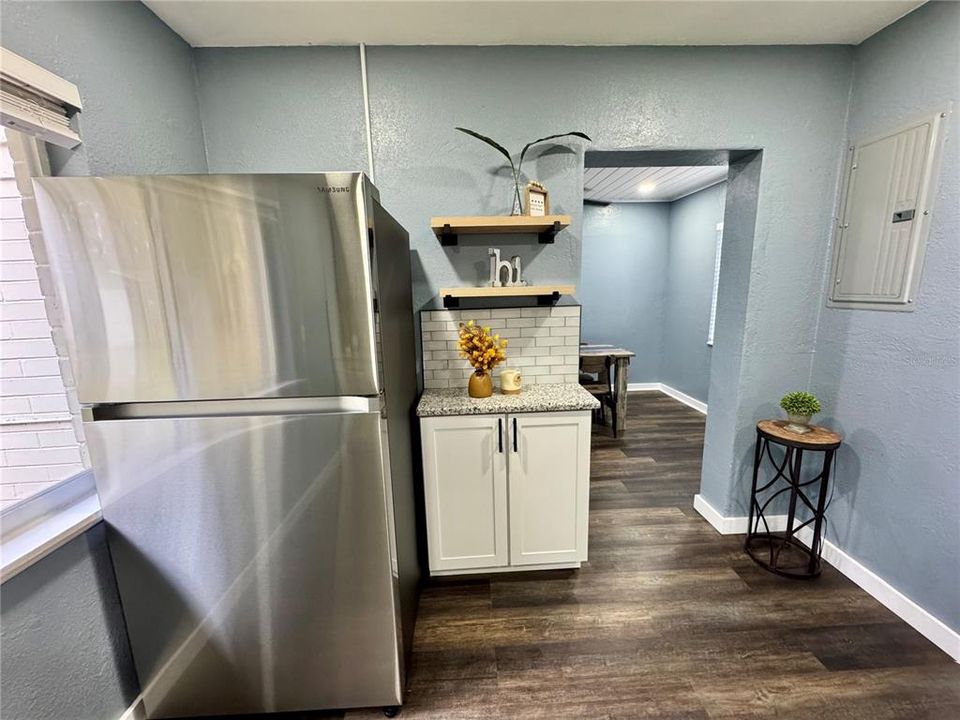 待售: $270,000 (3 贝兹, 2 浴室, 1686 平方英尺)