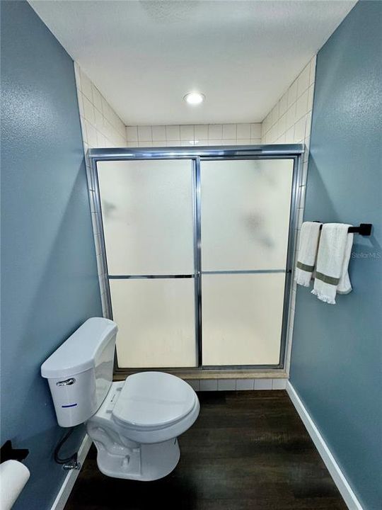 待售: $270,000 (3 贝兹, 2 浴室, 1686 平方英尺)