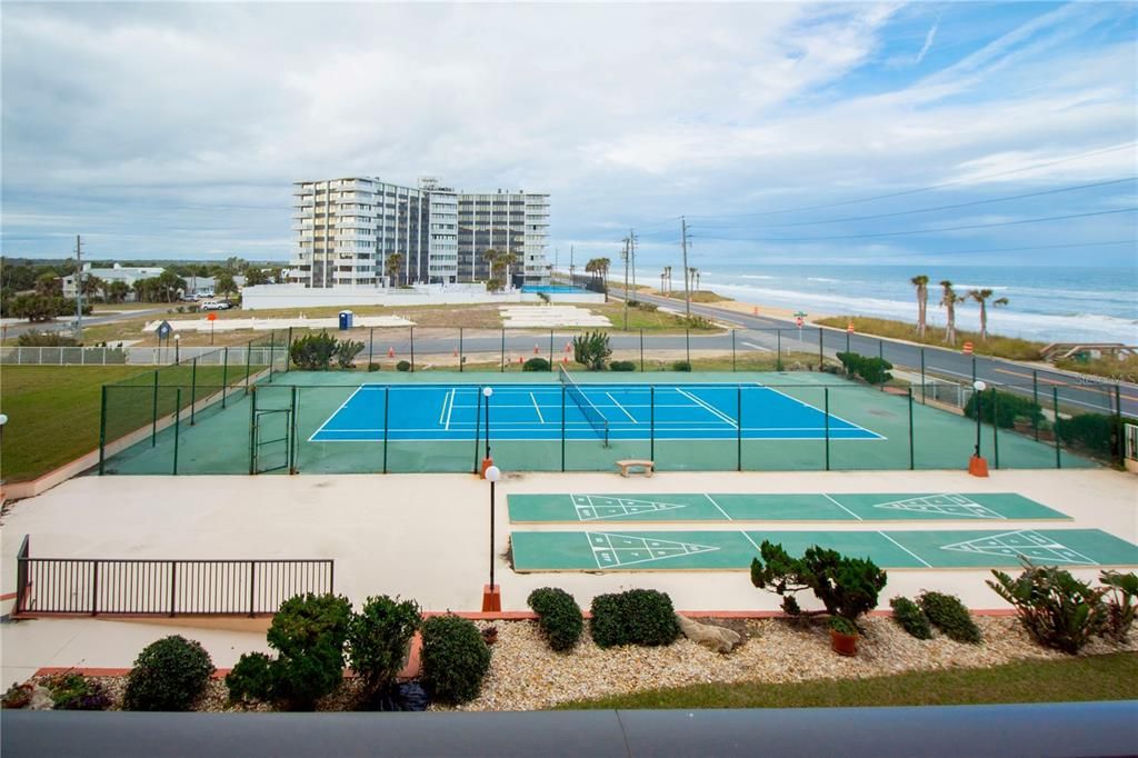 For Rent: $2,000 (1 beds, 1 baths, 654 Square Feet)