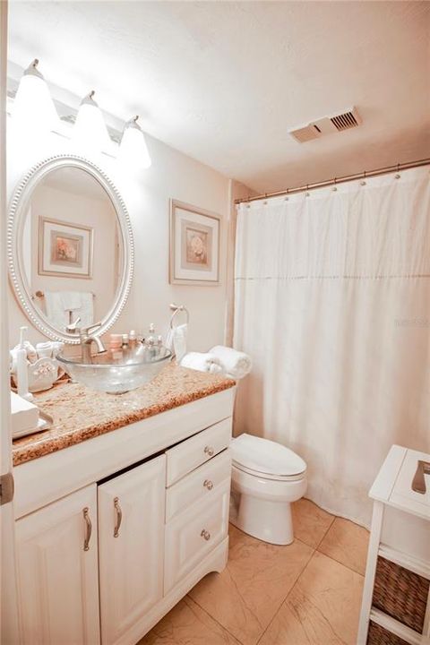 For Rent: $2,000 (1 beds, 1 baths, 654 Square Feet)