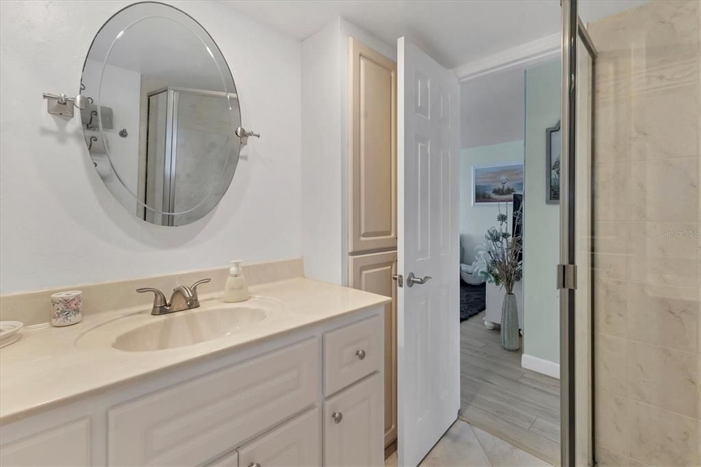 待售: $820,000 (1 贝兹, 2 浴室, 800 平方英尺)