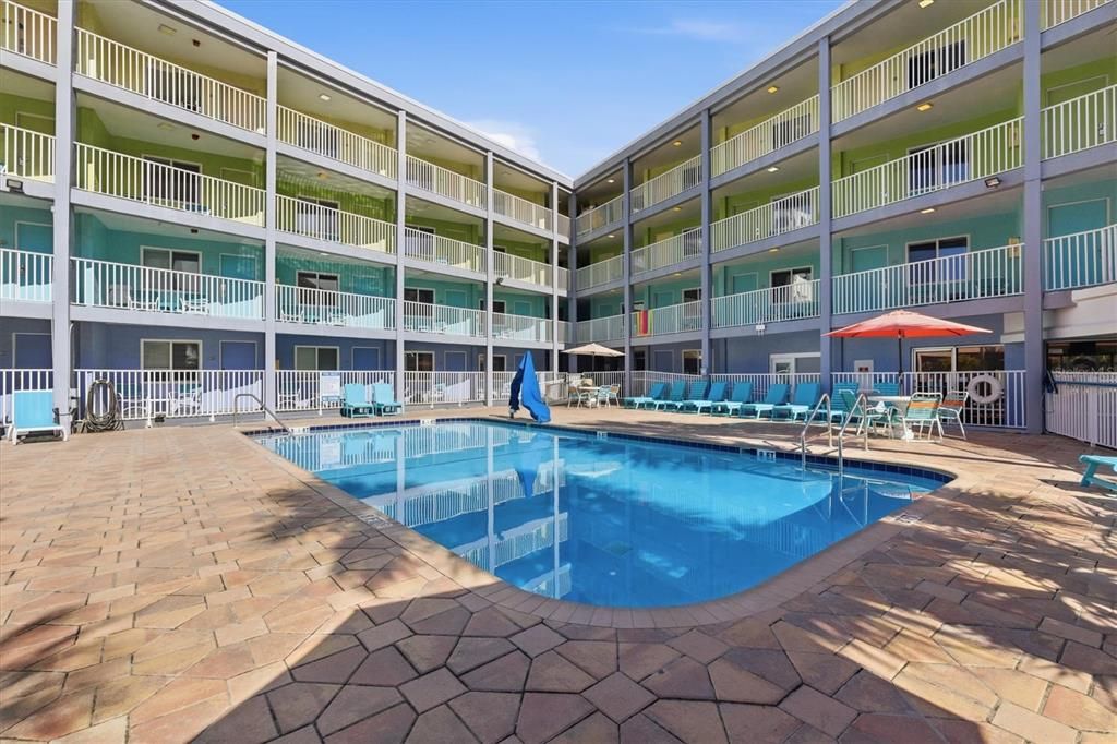 На продажу: $325,000 (1 спален, 1 ванн, 366 Квадратных фут)