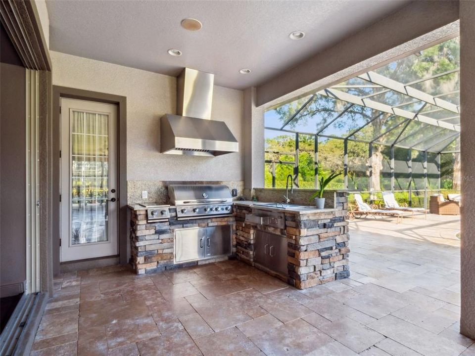 For Sale: $1,949,000 (5 beds, 6 baths, 5458 Square Feet)