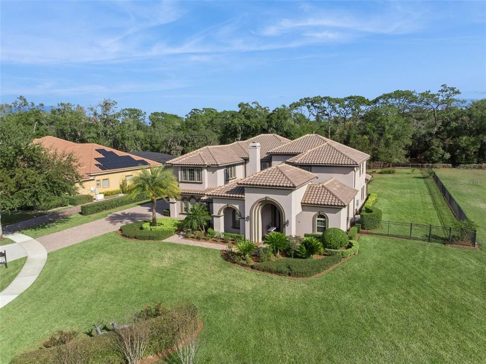 For Sale: $1,949,000 (5 beds, 6 baths, 5458 Square Feet)