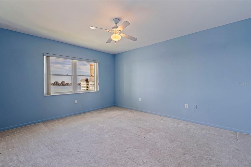 For Sale: $385,000 (2 beds, 2 baths, 1605 Square Feet)