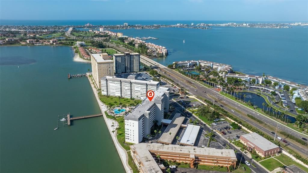 For Sale: $385,000 (2 beds, 2 baths, 1605 Square Feet)