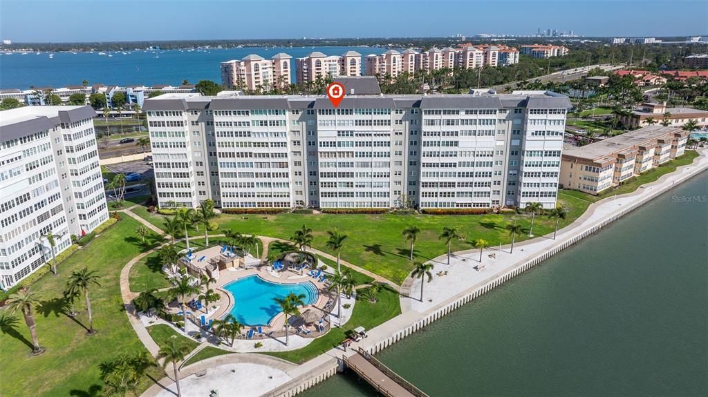 For Sale: $385,000 (2 beds, 2 baths, 1605 Square Feet)