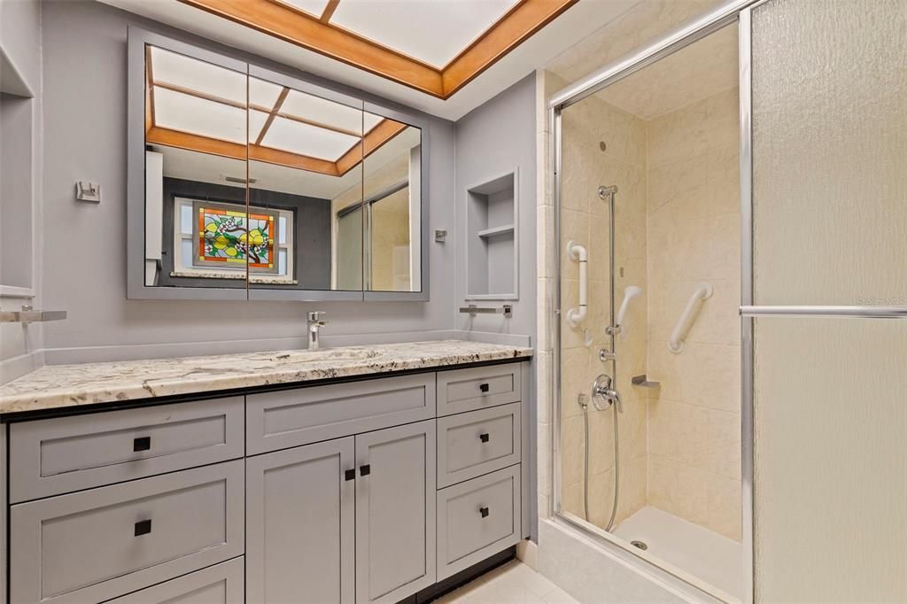 For Sale: $385,000 (2 beds, 2 baths, 1605 Square Feet)