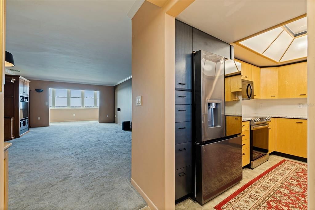 For Sale: $385,000 (2 beds, 2 baths, 1605 Square Feet)