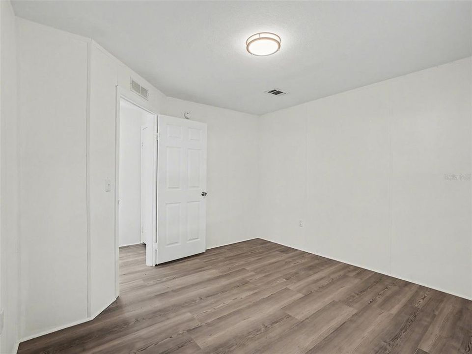 For Sale: $289,900 (3 beds, 2 baths, 1620 Square Feet)