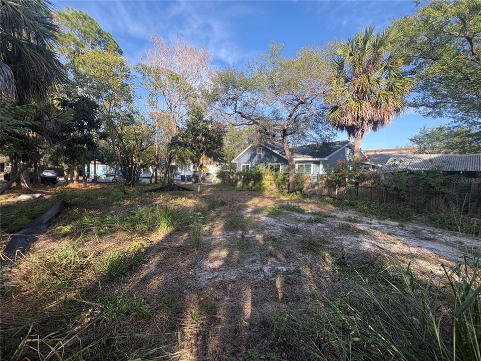 For Sale: $450,000 (0.11 acres)