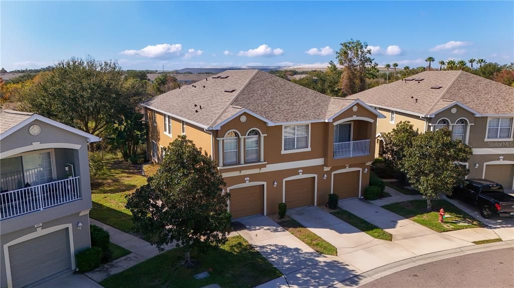 For Rent: $1,800 (2 beds, 2 baths, 1260 Square Feet)