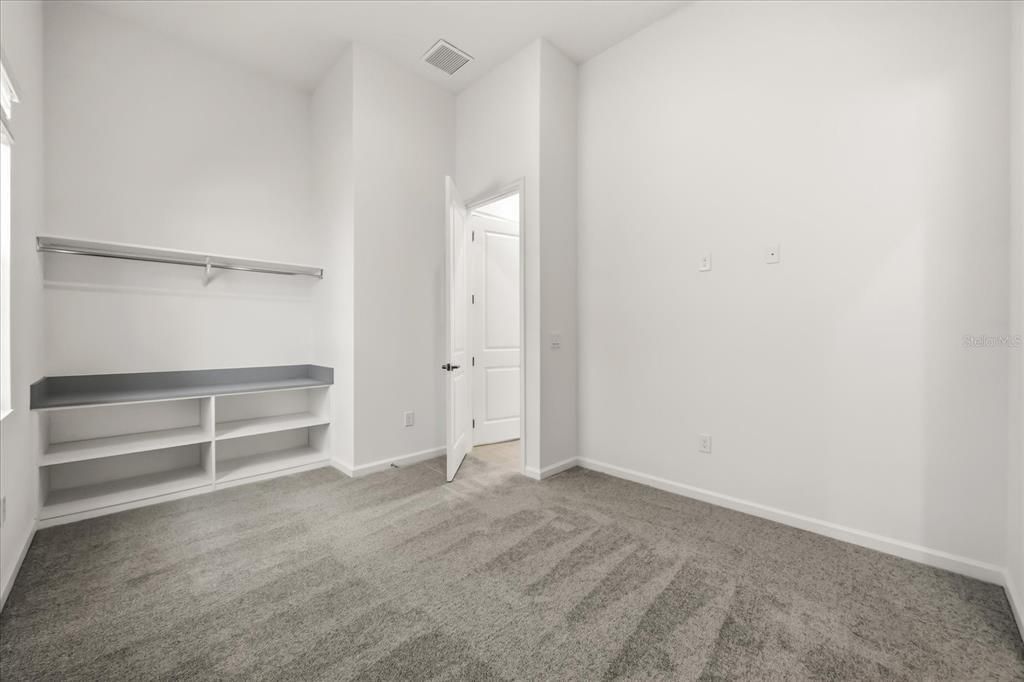 待售: $2,390,000 (12 贝兹, 11 浴室, 6001 平方英尺)