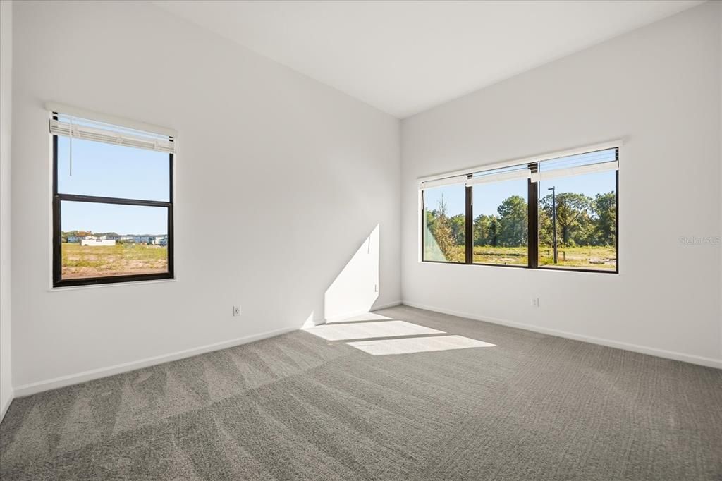 待售: $2,390,000 (12 贝兹, 11 浴室, 6001 平方英尺)