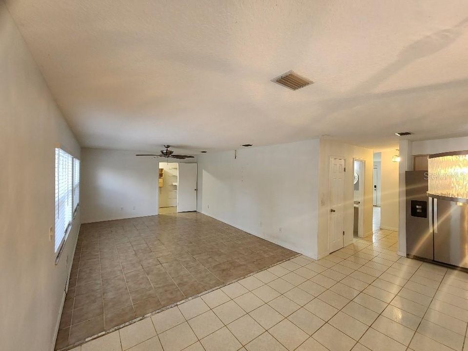 На продажу: $554,900 (2 спален, 2 ванн, 1468 Квадратных фут)