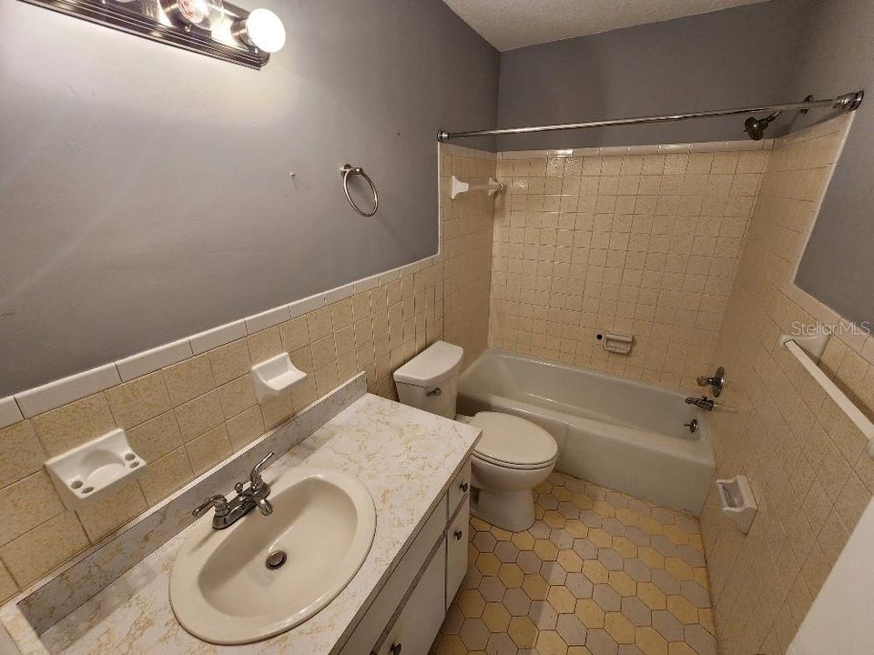 На продажу: $554,900 (2 спален, 2 ванн, 1468 Квадратных фут)