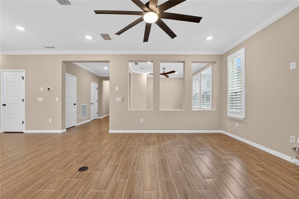 En Venta: $445,000 (2 camas, 2 baños, 1856 Pies cuadrados)