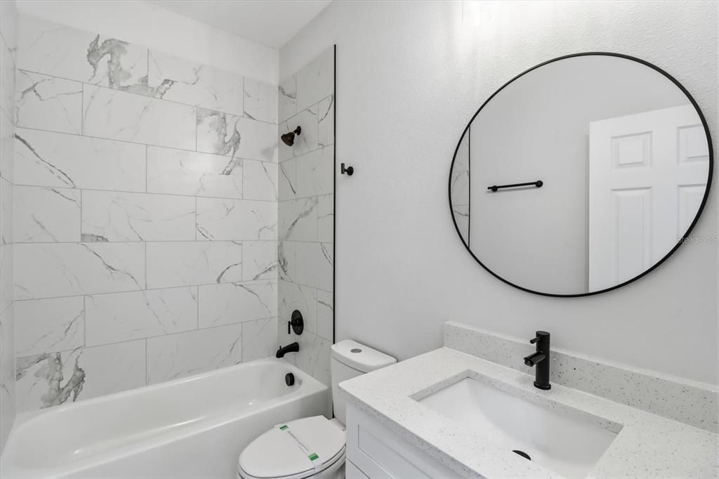 En Venta: $275,000 (3 camas, 2 baños, 1411 Pies cuadrados)