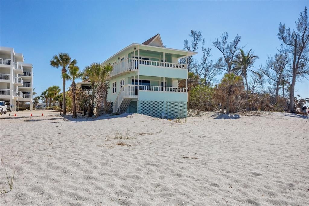 待售: $825,000 (2 贝兹, 2 浴室, 800 平方英尺)