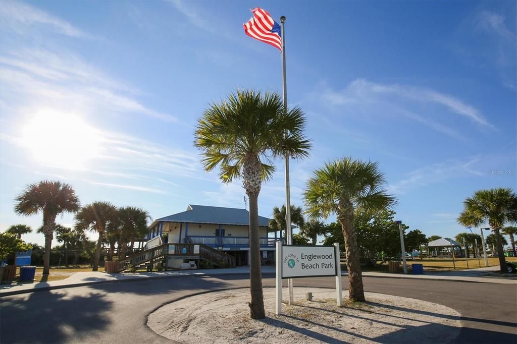 待售: $825,000 (2 贝兹, 2 浴室, 800 平方英尺)