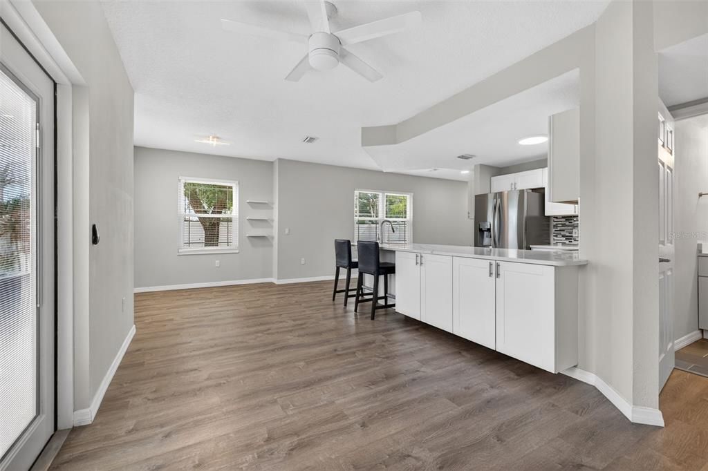 For Rent: $2,900 (3 beds, 2 baths, 1685 Square Feet)