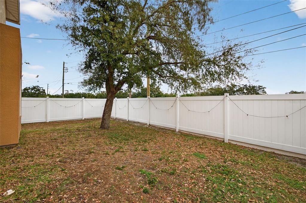 For Rent: $2,900 (3 beds, 2 baths, 1685 Square Feet)