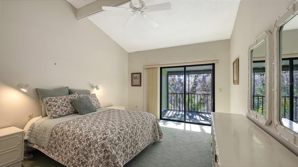 Active With Contract: $299,000 (3 beds, 2 baths, 1320 Square Feet)