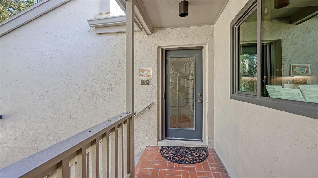 Active With Contract: $299,000 (3 beds, 2 baths, 1320 Square Feet)