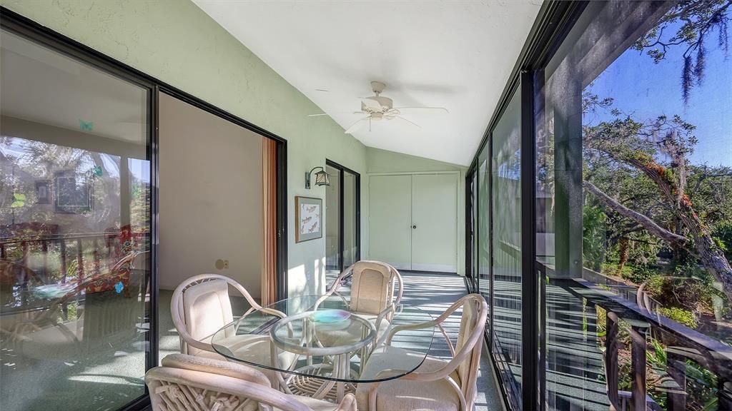 Active With Contract: $299,000 (3 beds, 2 baths, 1320 Square Feet)