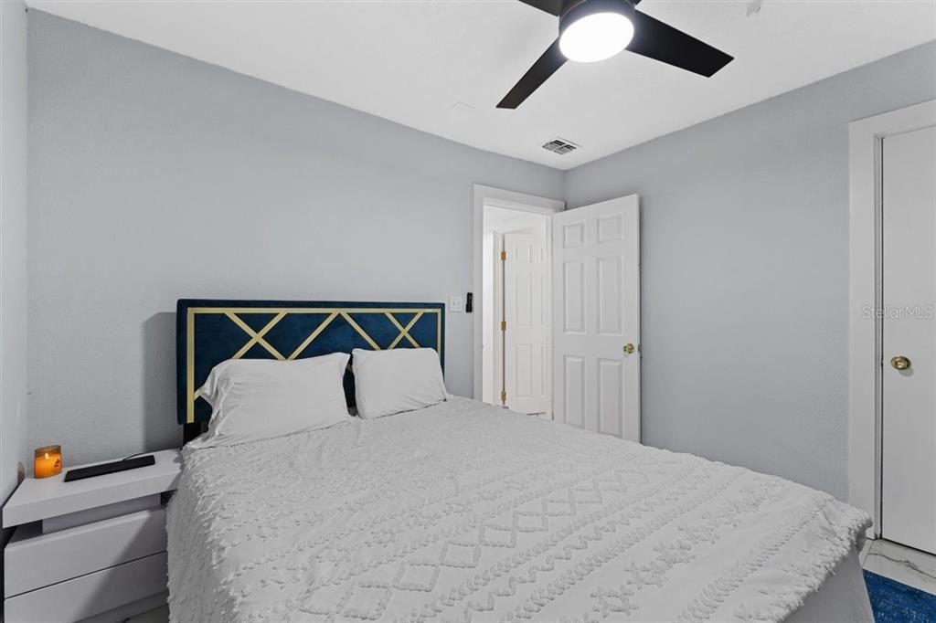 En Venta: $550,000 (4 camas, 3 baños, 1405 Pies cuadrados)