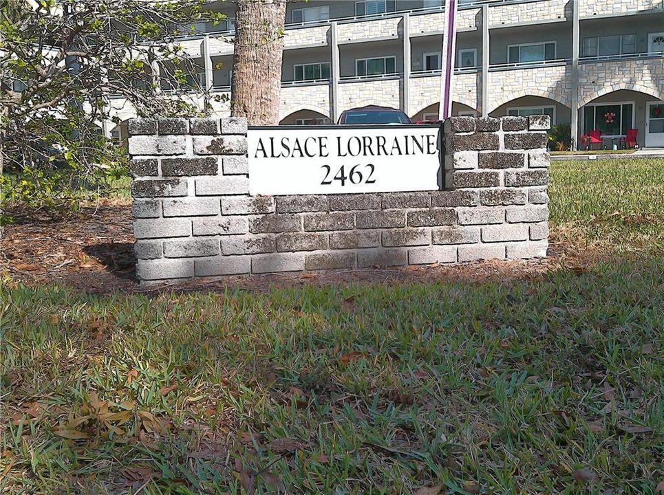 На продажу: $119,000 (2 спален, 1 ванн, 1100 Квадратных фут)