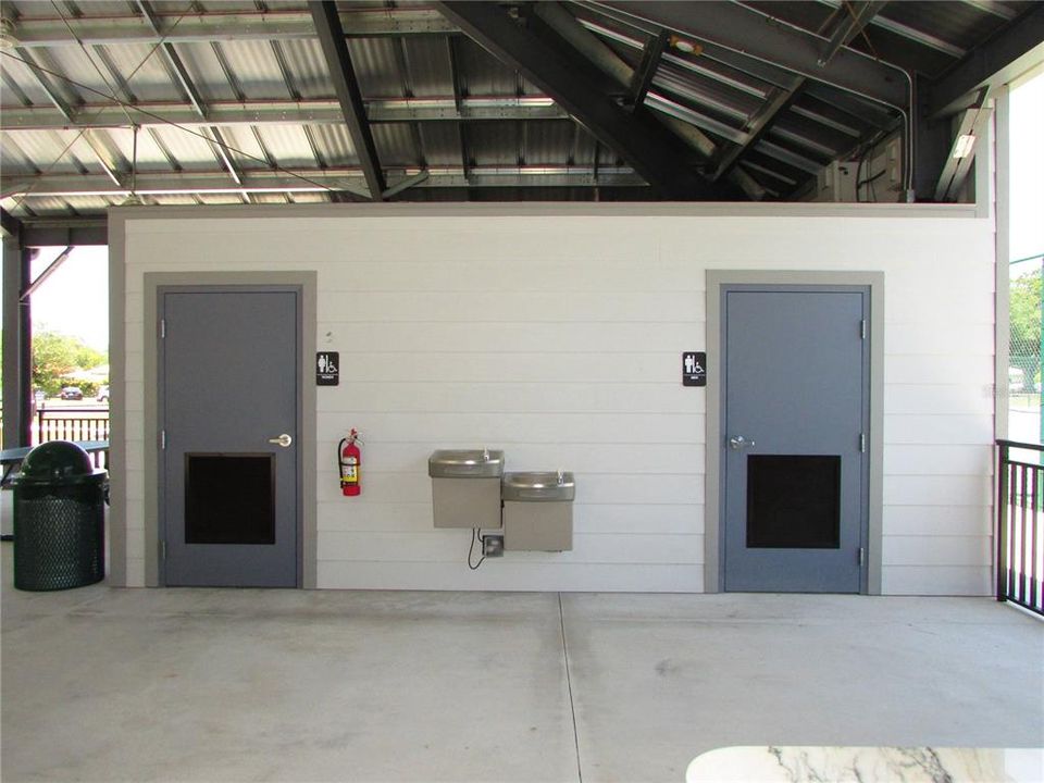 На продажу: $119,000 (2 спален, 1 ванн, 1100 Квадратных фут)