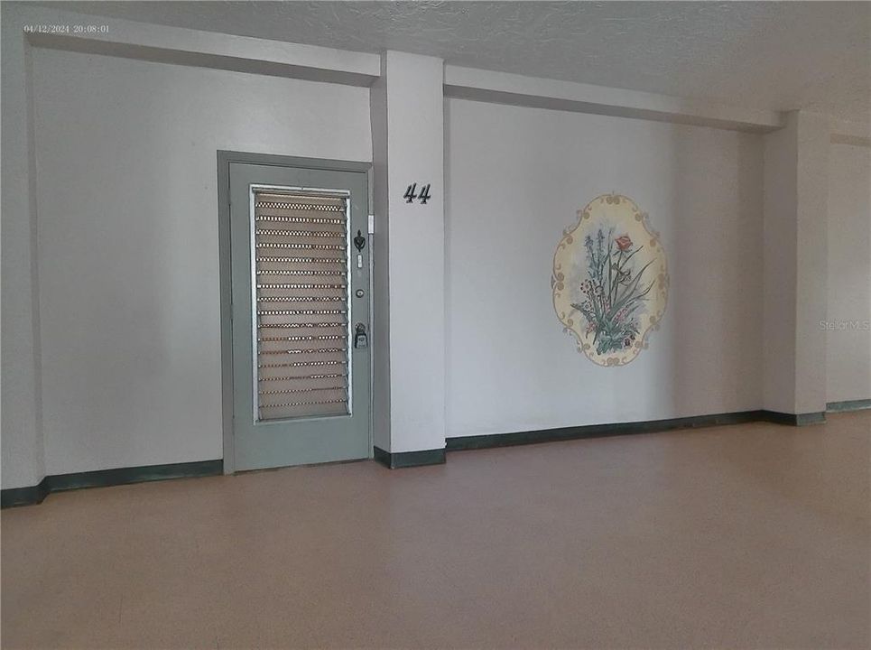 На продажу: $119,000 (2 спален, 1 ванн, 1100 Квадратных фут)