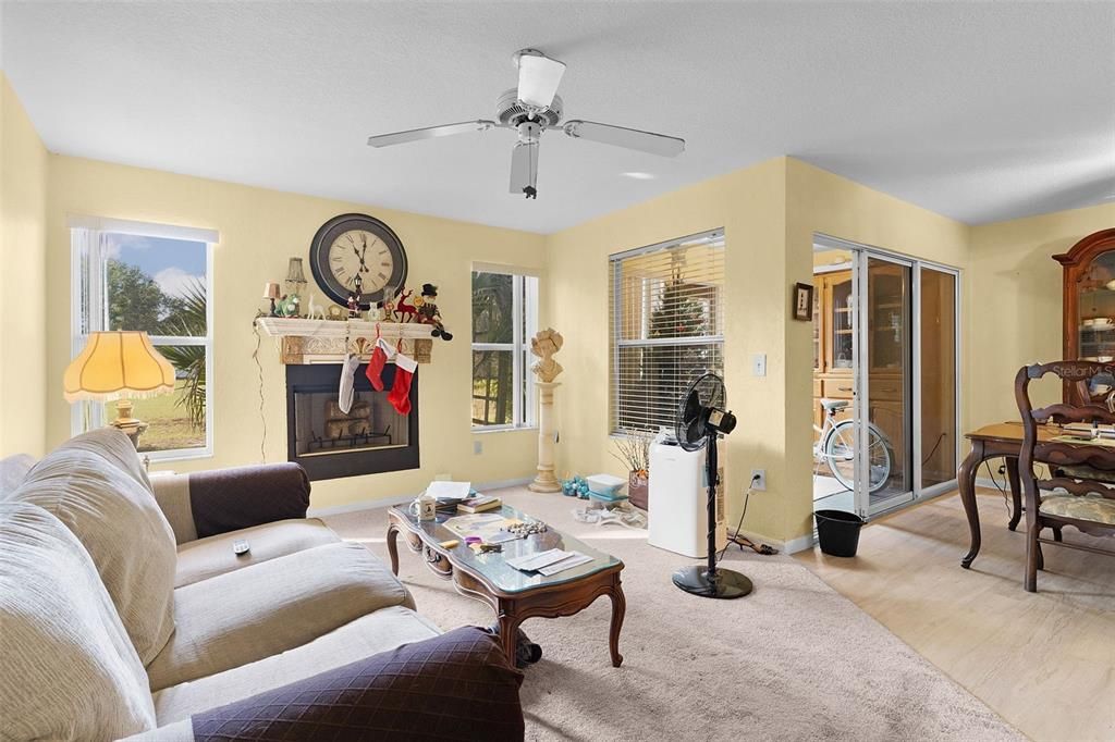 En Venta: $107,000 (2 camas, 2 baños, 1110 Pies cuadrados)