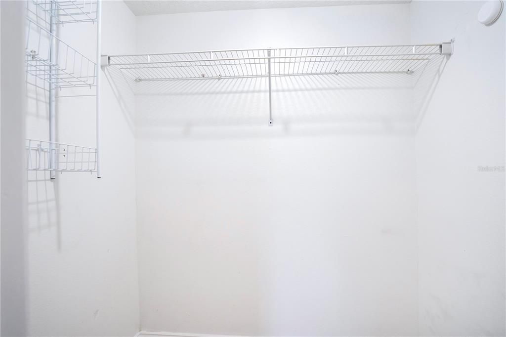 待售: $165,000 (2 贝兹, 2 浴室, 1154 平方英尺)