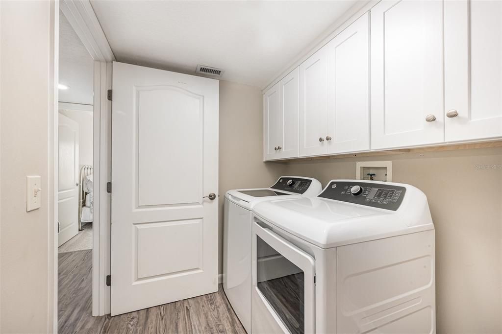 For Rent: $3,800 (3 beds, 2 baths, 2051 Square Feet)