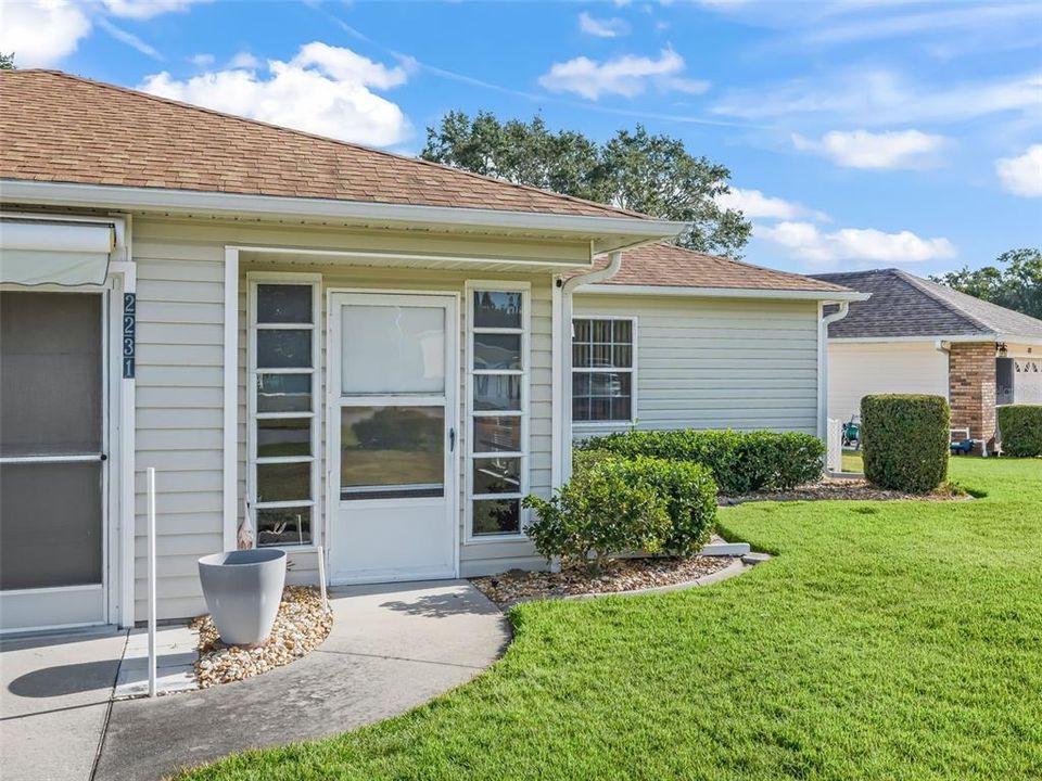 待售: $275,000 (2 贝兹, 2 浴室, 1608 平方英尺)