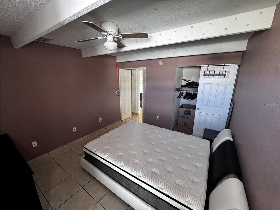 For Sale: $109,000 (2 beds, 1 baths, 648 Square Feet)